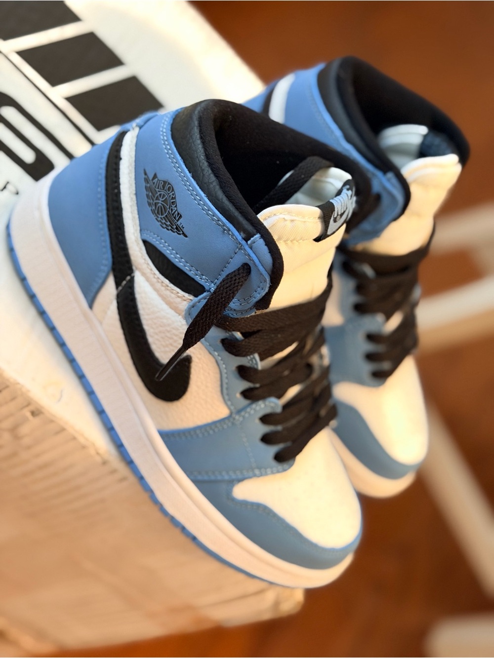 Kids High-Top Sneakers in Light Blue, White & Black